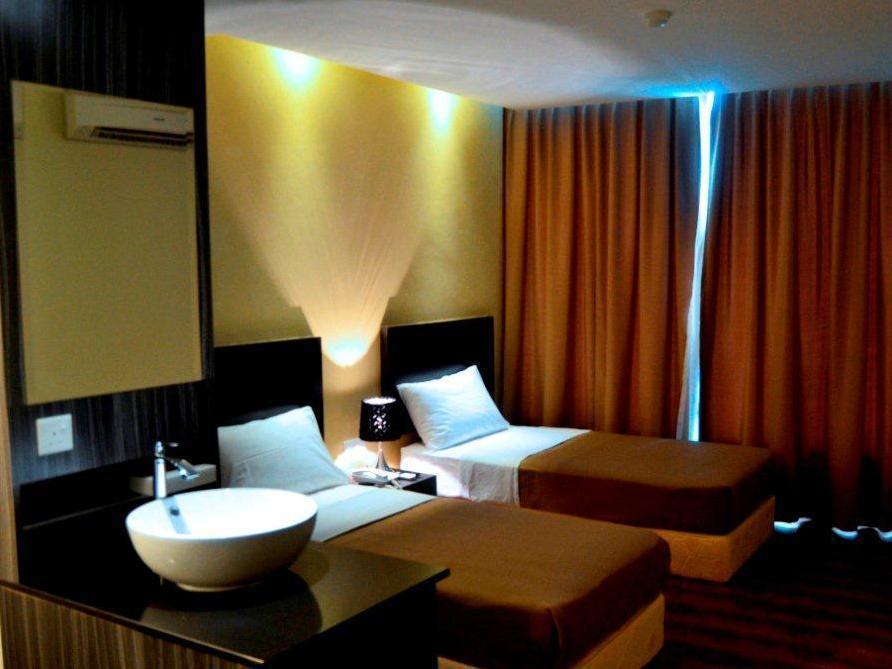 Zotel Business & Leisure Hotel Kuching Exterior foto